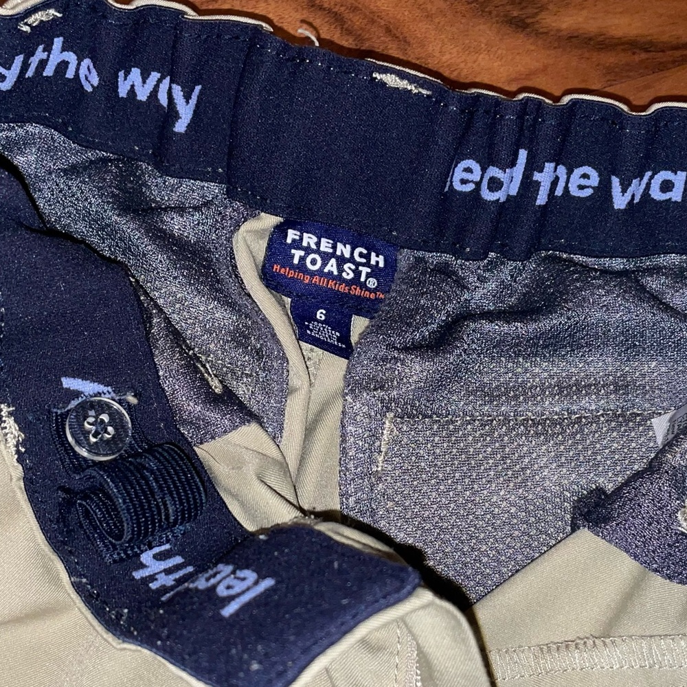 2 Pairs Boys’ Flat Front Stretch Performance Shorts-khaki
Size 6 - Picture 11 of 11